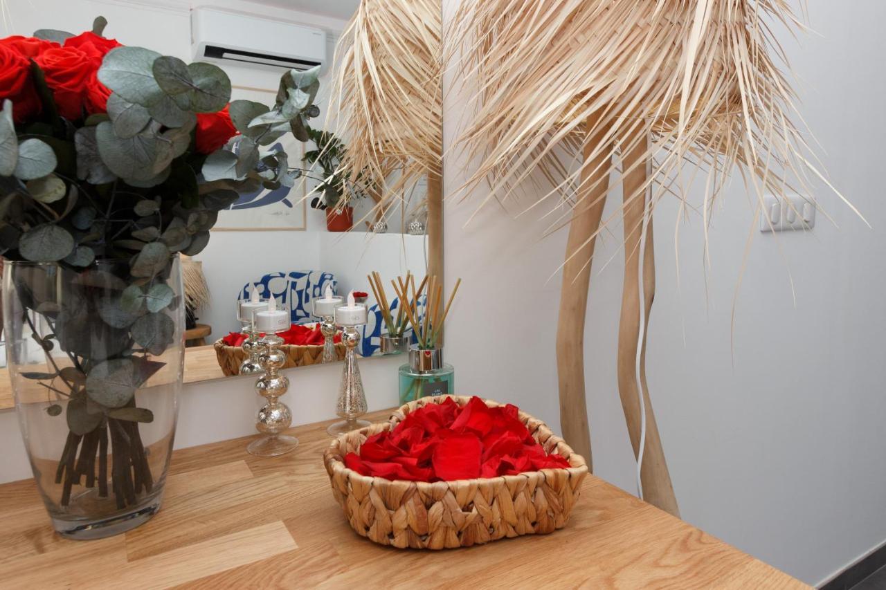 Casa Amor & Spa, Appartement Suite Jacuzzi & Piscine Chauffee Montfort-sur-Argens Esterno foto