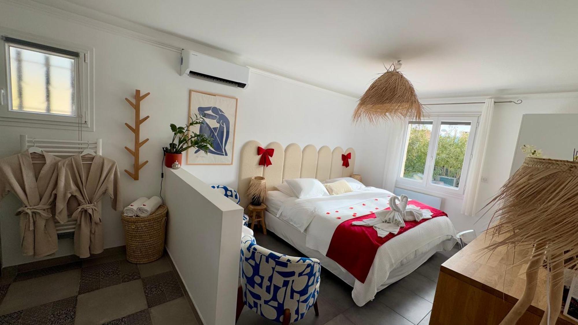 Casa Amor & Spa, Appartement Suite Jacuzzi & Piscine Chauffee Montfort-sur-Argens Esterno foto