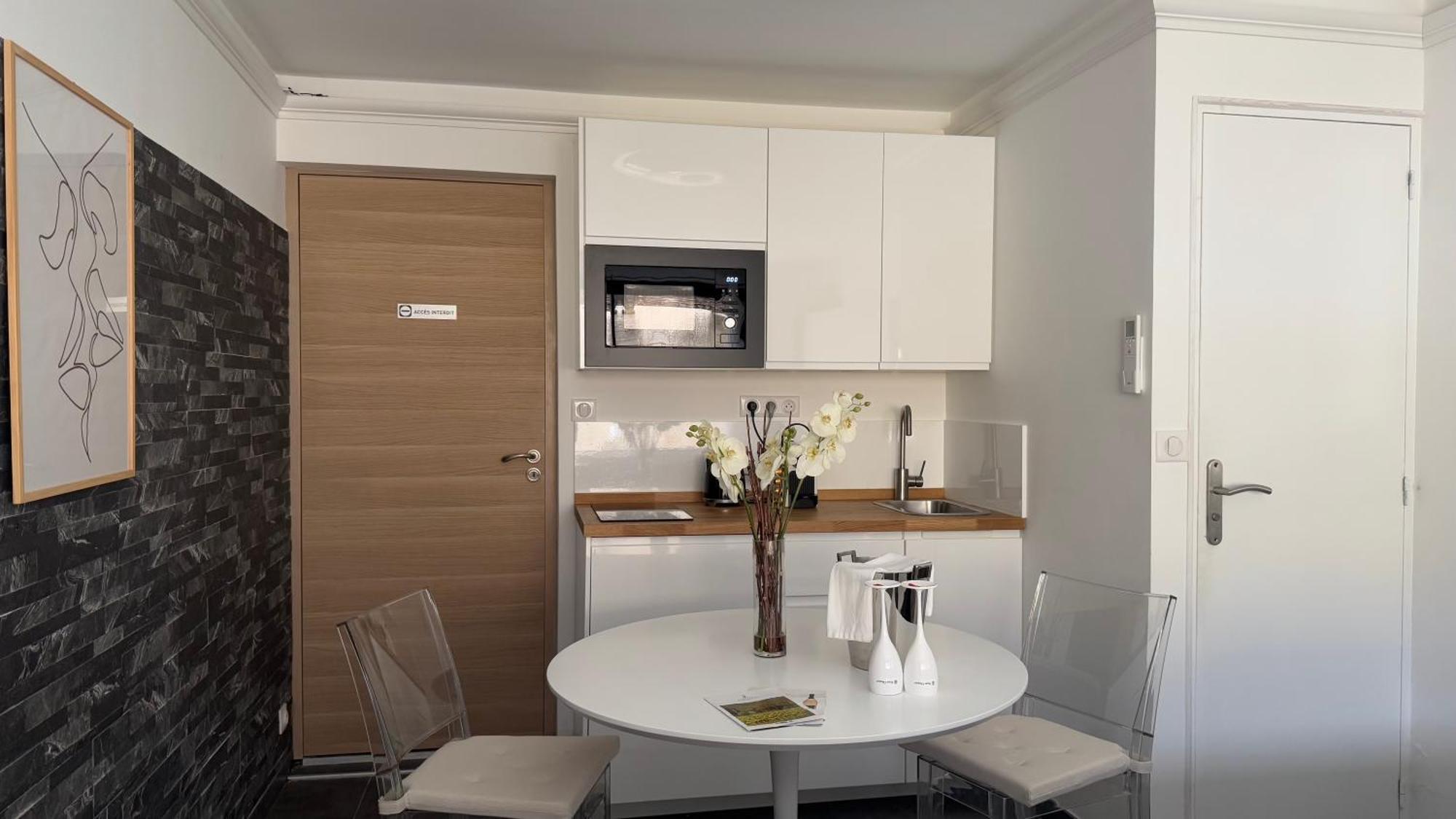 Casa Amor & Spa, Appartement Suite Jacuzzi & Piscine Chauffee Montfort-sur-Argens Esterno foto
