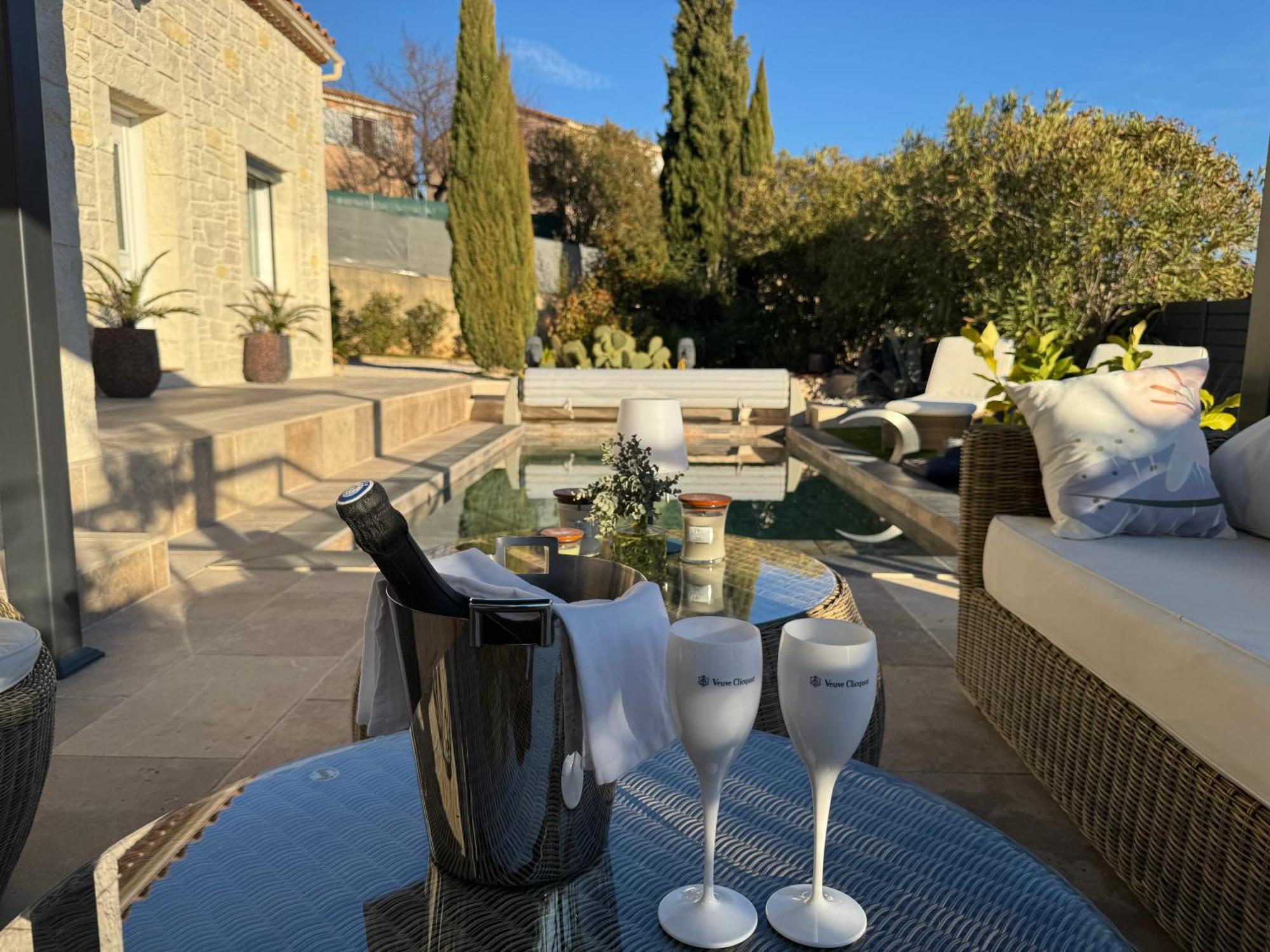 Casa Amor & Spa, Appartement Suite Jacuzzi & Piscine Chauffee Montfort-sur-Argens Esterno foto